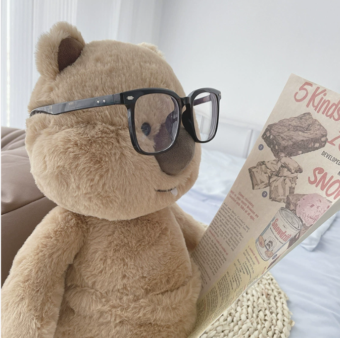 Super soft plush toy, cute eagle quilt with PP cotton filling, embroidered design, and mesh lining - unisex decoration.