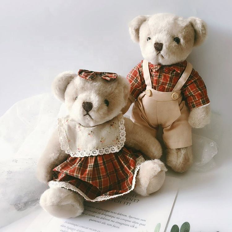 Hot-selling teddy bear gift set, including a plaid dress, plush bear, and plush toy.